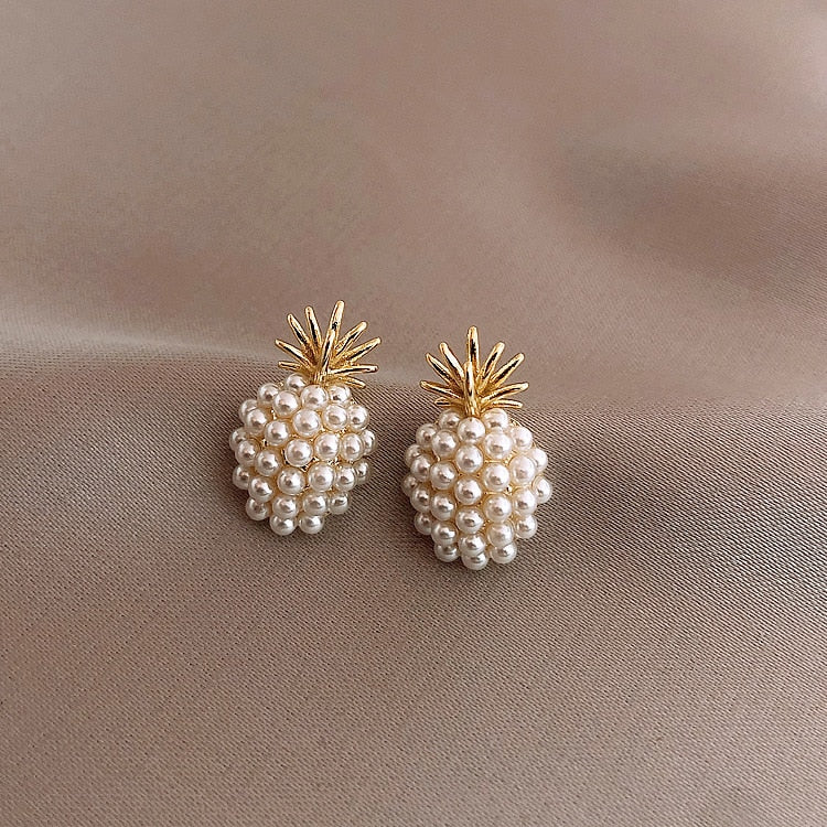 Geometric Pearl Women Classic Stud Earrings