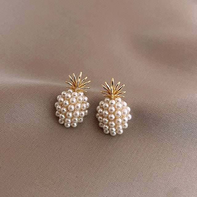 Geometric Pearl Women Classic Stud Earrings